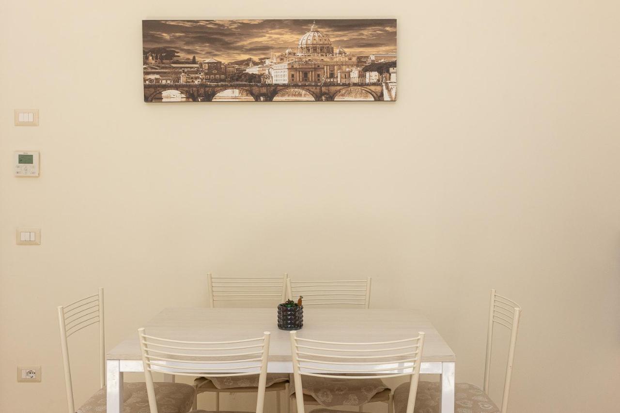 Vatican Museum By Rental In Rom Exteriör bild